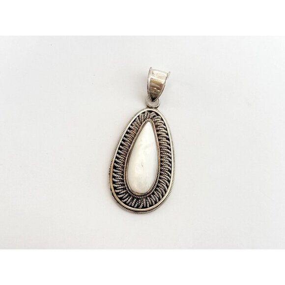 Teardrop Balinese Made Mother of Pearl Sterling Silver 925 Vintage Pendant - Picture 9 of 10